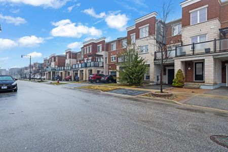 For Lease - 160 Baycliffe Crescent, Brampton, Ontario - Photo 4