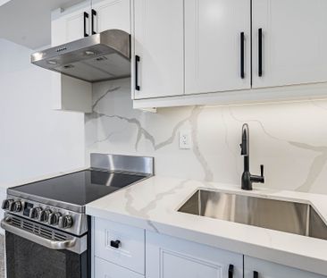 For Lease - 6 Greyton Crescent Unit# Lower, Toronto, Ontario - Photo 4