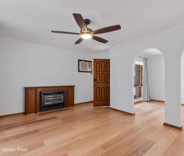 Neat & Convenient Coastal Living! - Photo 2