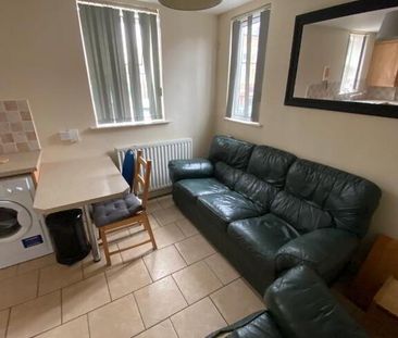 Great Apartment, 26b University Avenue, Queens University Quarter, ... - Photo 2