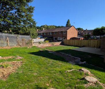 3 bedroom semi-detached house to rent - Photo 5