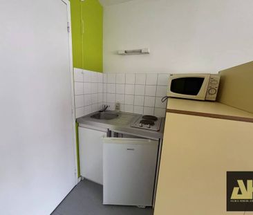 HYPER CENTRE/SAINT-MICHEL - T1 MEUBLE - ASCENSEUR - Photo 3