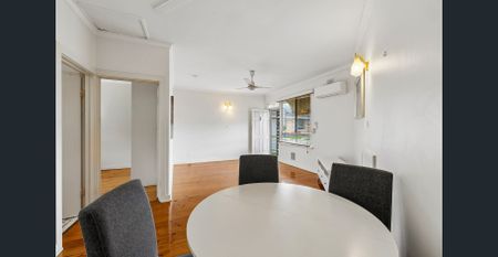 Charming Unit Living in Seacliff Park - Photo 4