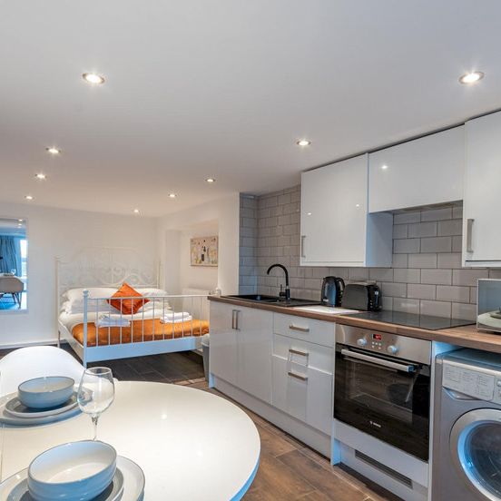 Spains Hall Place - Photo 1