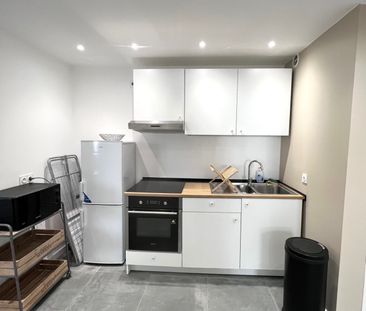 Location Appartement 3 pièces 52m² ST ETIENNE 42100 - Photo 6