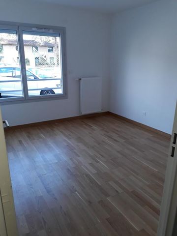 Appartement - T3 - BELLEVILLE EN BEAUJOLAIS - Photo 3