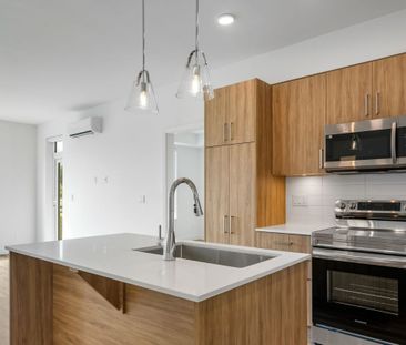 Brand New 2 Bedroom in Sterling at Bell Centre B2-B8 – First 2 Mont... - Photo 6