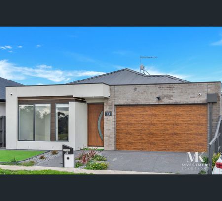 9 Currango Street, Wollert, Vic 3750 - Photo 2