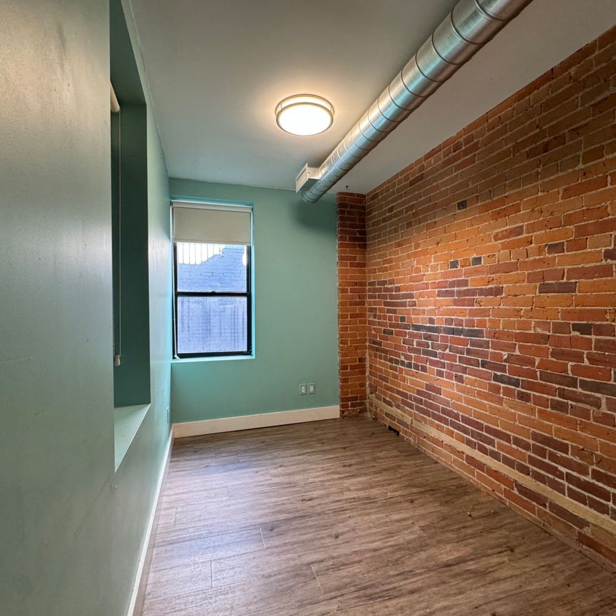 For Lease - 2870 Dundas Street Unit# 213, Toronto, Ontario - Photo 1