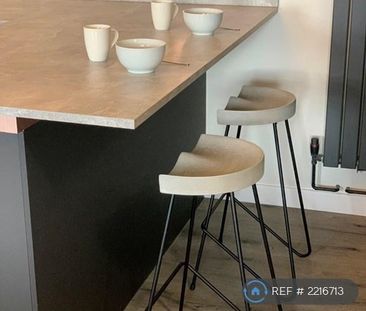 1 bedroom in a house share to rent - Photo 6