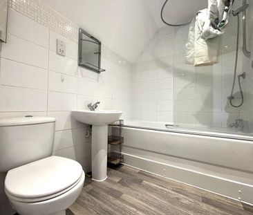 2 bedroom flat to rent - Photo 6