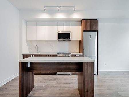 For Lease - 1787 St Clair Avenue Unit# 212, Toronto, Ontario - Photo 3
