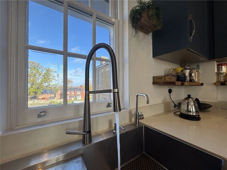 Leishman Views, Wellesley, Aldershot, Hampshire, GU11 - Photo 3