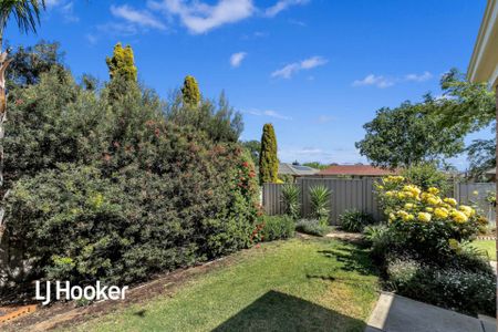 2 Cutlass Walk, Seaford Rise SA, Belconnen - Photo 5