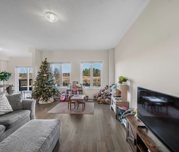 For Lease - 76 Oakmont Drive, Loyalist, Ontario - Photo 4