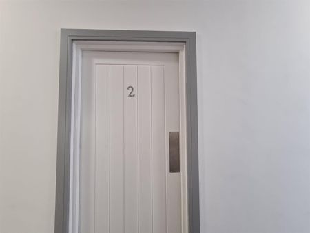 Bradshawgate, Leigh, Wigan, Wigan WN7, London - Photo 3