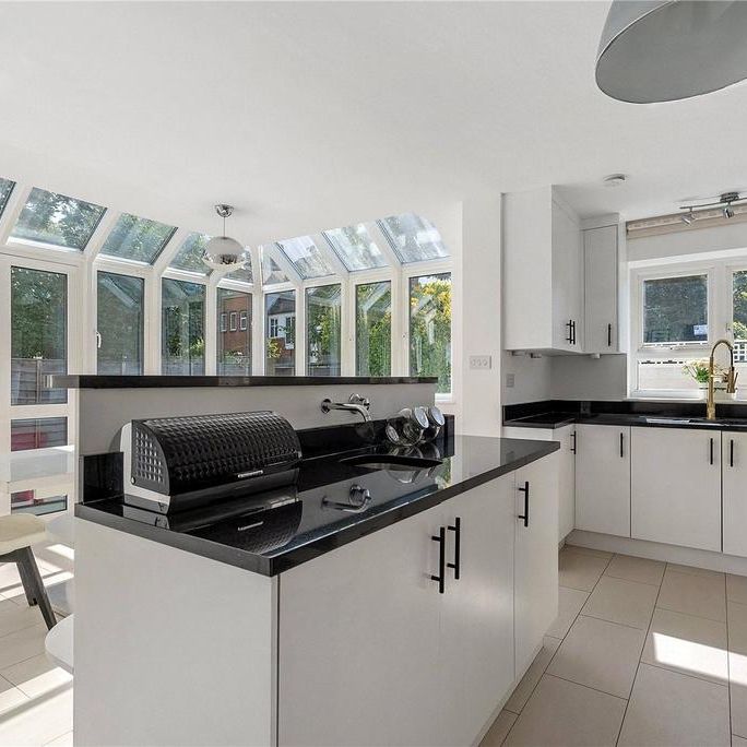 4 bedroom house to rent - Photo 1