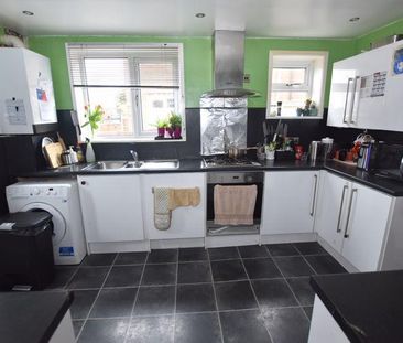 3 Bed Semi-Detached House, Bentinck Road, NG4 - Photo 1