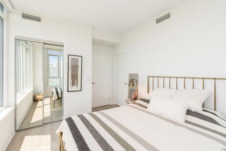 For Lease - 1926 Lake Shore Boulevard Unit# 2307, Toronto, Ontario - Photo 2