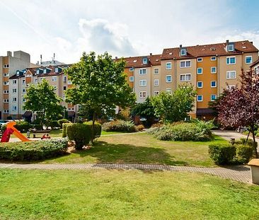 Renovierte 3-Zimmer-Wohnung mit Balkon für Ihre Familie - Foto 2