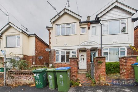 5 bedroom house to rent - Photo 2