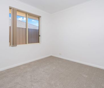 Find convenience: where coastal living meets everyday ease - Photo 4