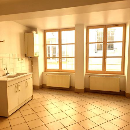 T1 centre-ville 1er étage - Photo 3