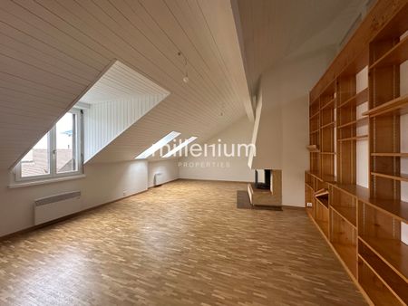 Duplex en attique rénové dans le vieux Carouge - Foto 4