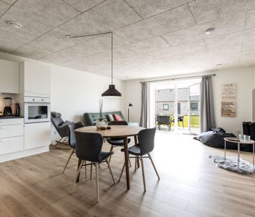 3-vær. rækkehus med egen terrasse - Foto 1