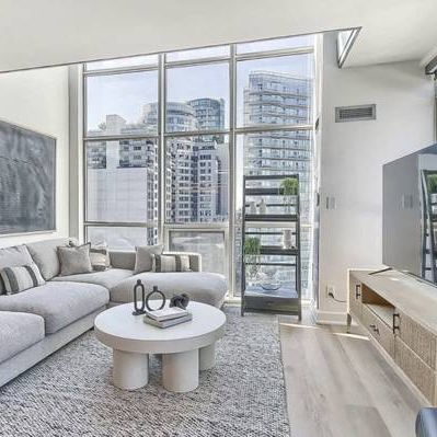 High-End 2Bdr Loft in Downtown – Huge Windows & Modern Elegance! - Photo 3