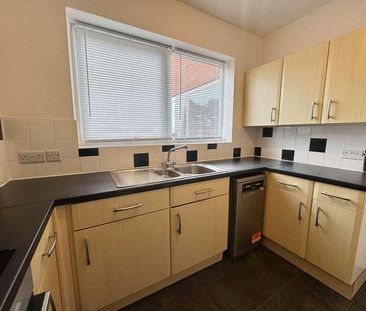 Roundhedge Way, Enfield, EN2 - Photo 4