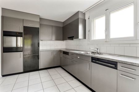 Gemütliches Zuhause mit Sicht ins Grüne für Familienmenschen - Photo 2