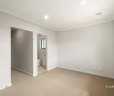 Brand New Luxury Home for Rent – Truganina - Photo 2