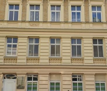 Dachgeschosswohnung im elbnahen Buckau - Photo 1