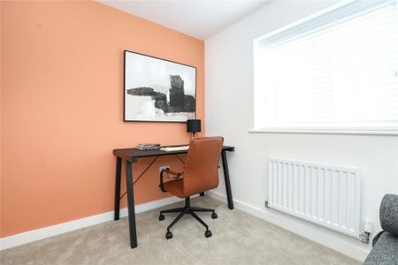 3 bedroom detached house to rent - Photo 2