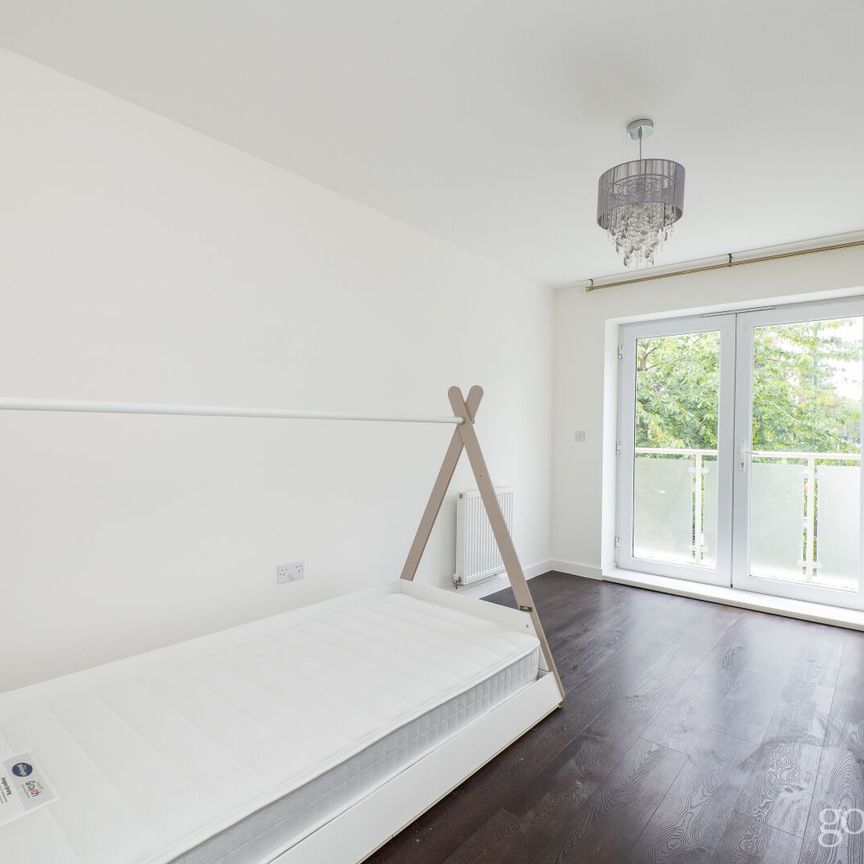 2 bedroom flat to rent, - Photo 1
