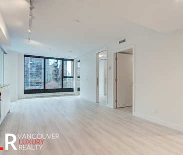 Condo in Downtown Vancouver, BC - Photo 1