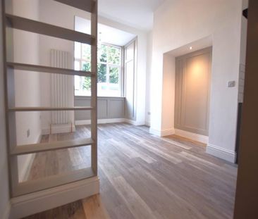 Apartment Available Arranging tenancy - Photo 2