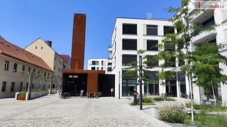 Moderní novostavba 2+kk se zahradou a terasou v rezidenci Nuselský Pivovar - Photo 5