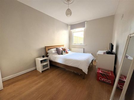 1 bedroom ground floor flat to rent - Photo 4