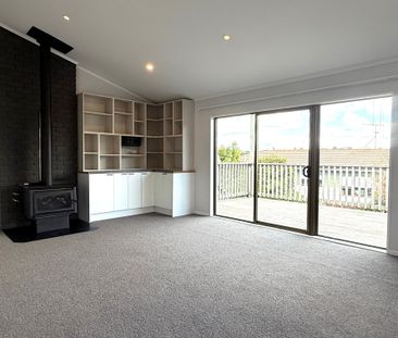 Beautifully Renovated 3 Bedroom Home with Water Views - AVAILABLE NOW - Photo 1