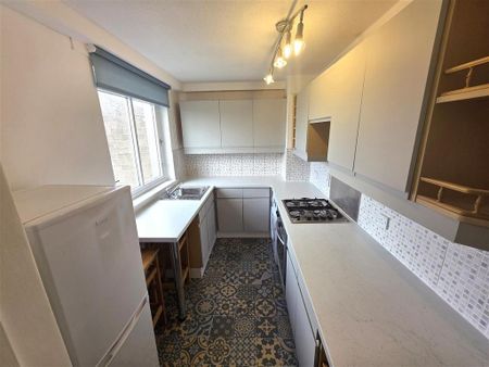 2 bedroom apartment to rent - Photo 5