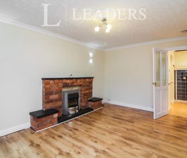 3 bedroom semi-detached house to rent - Photo 3