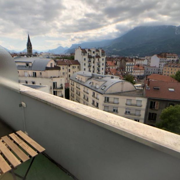 Appartement T1 à GRENOBLE - Photo 1