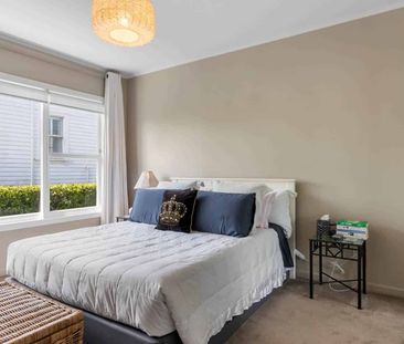 Light-Filled Living in the Heart of Remuera - Photo 3