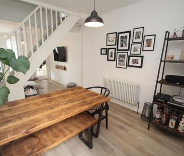 2 bedroom house to rent - Photo 3