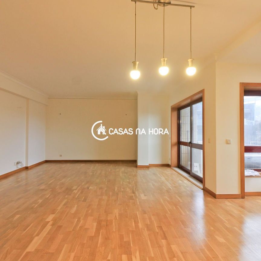 Apartamento T3 em Porto - Foto 1