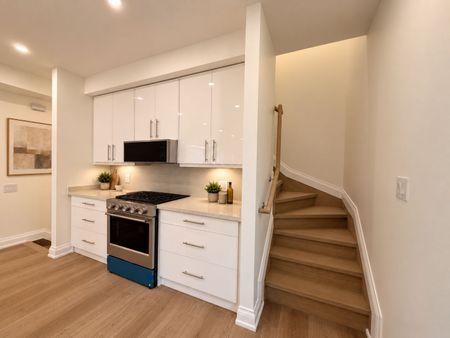 For Lease - 57 Hepbourne Street Unit# 3, Toronto, Ontario - Photo 3