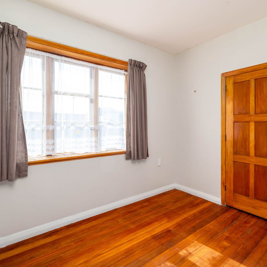 Three Bedroom Home On Keppel Street! - Photo 1