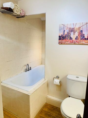 2 Bed Terraced House, Tennyson Road, E15 - Photo 4